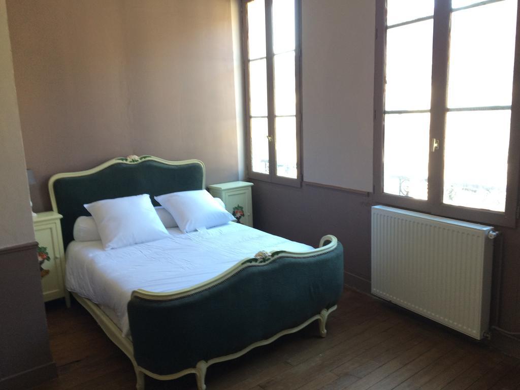 Appartement La Voulzie Provins Exterior photo