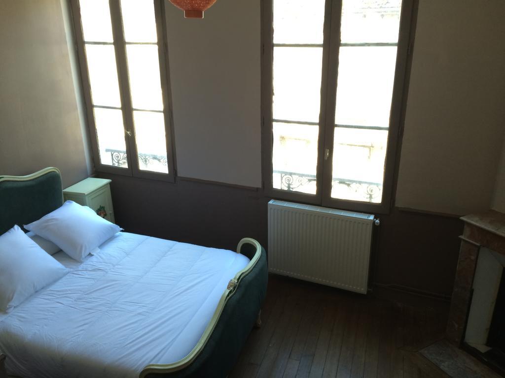 Appartement La Voulzie Provins Exterior photo